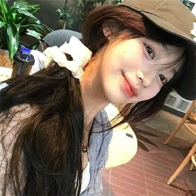 波丽士很忙